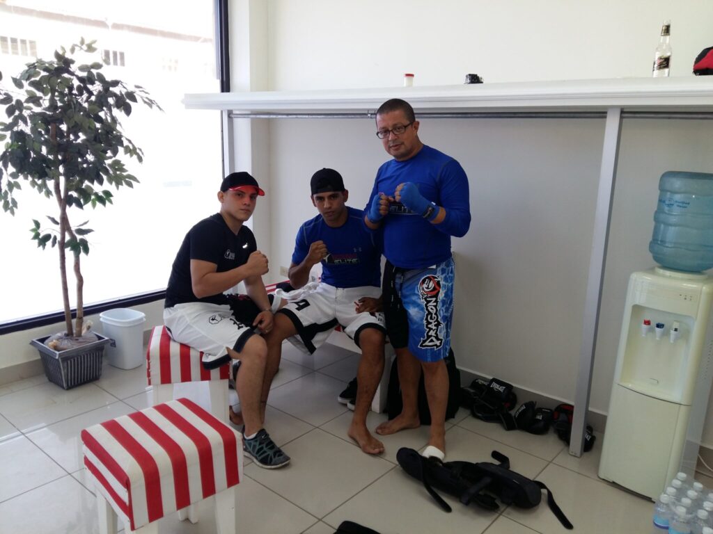 Entrenamiento y hermandad en el dojo